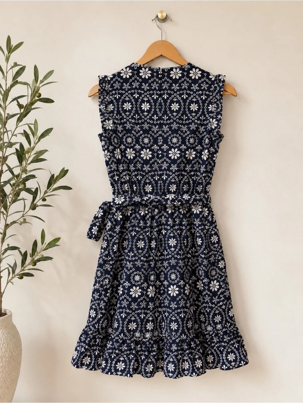 Kate Spade Shore Thing Eyelet Wrap Dress Navy White Cotton Size 0 NWOT
